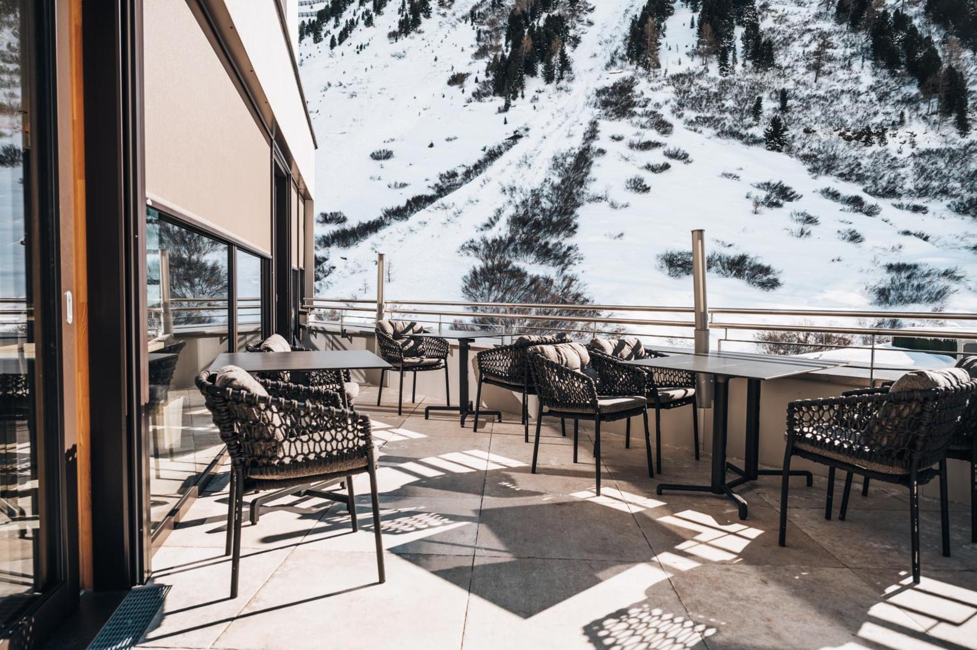 אוברגורגל Hotel Alpina Deluxe מראה חיצוני תמונה