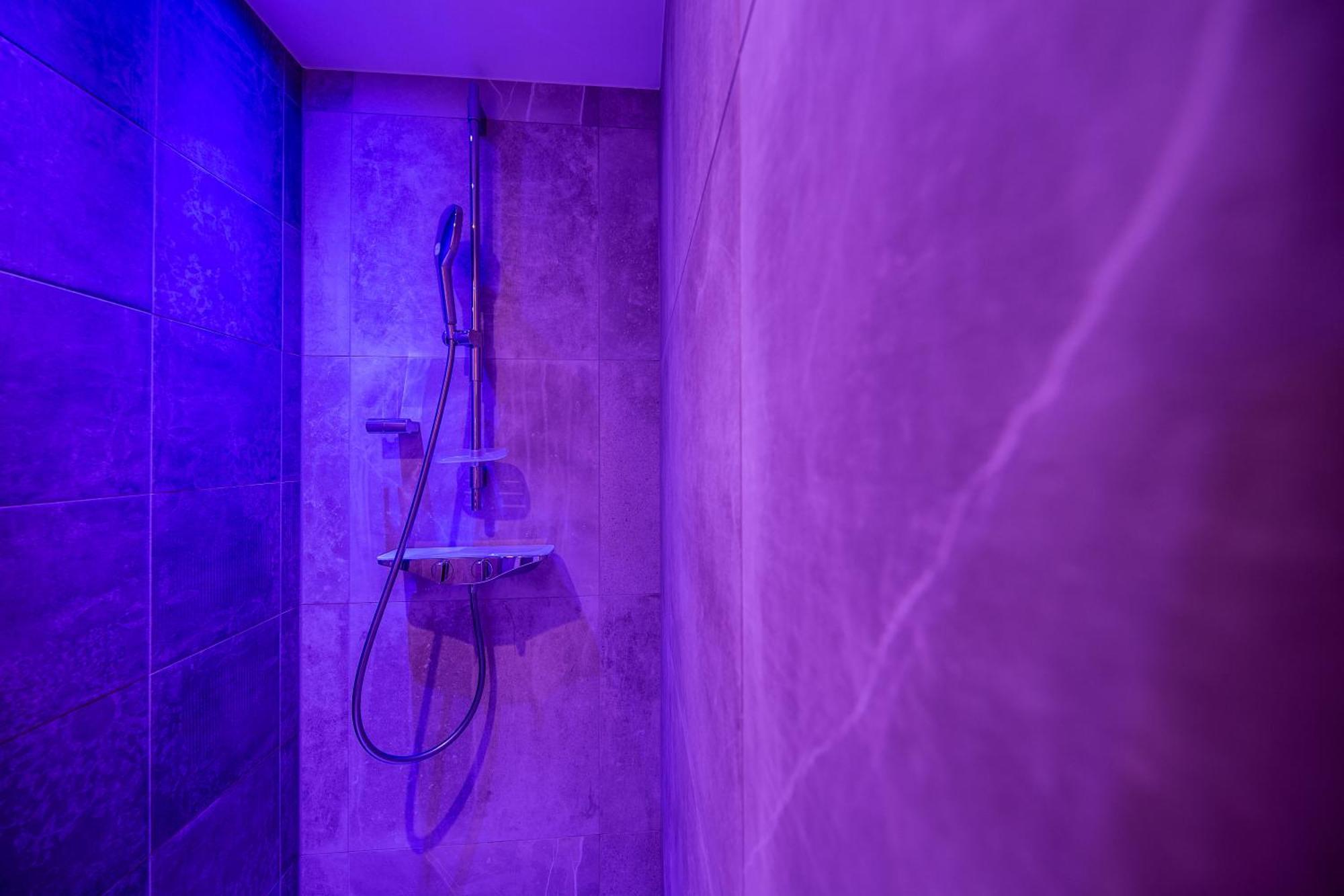 אוברגורגל Hotel Alpina Deluxe מראה חיצוני תמונה