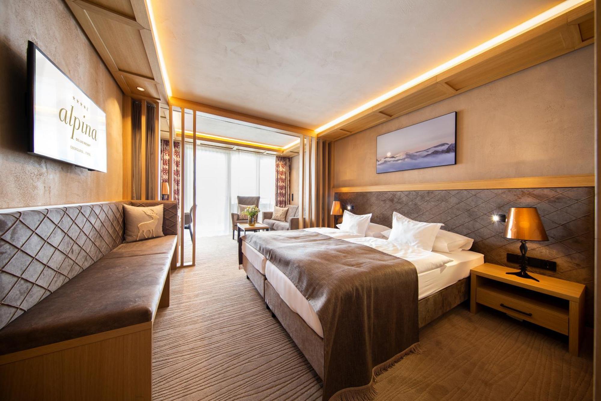 אוברגורגל Hotel Alpina Deluxe מראה חיצוני תמונה