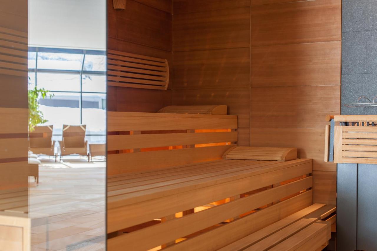 אוברגורגל Hotel Alpina Deluxe מראה חיצוני תמונה