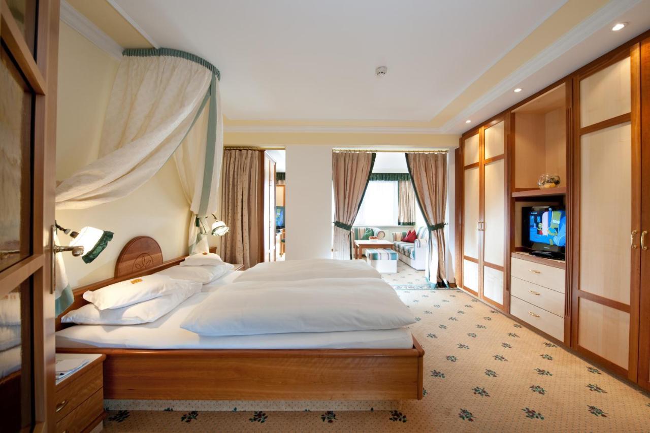 אוברגורגל Hotel Alpina Deluxe חדר תמונה